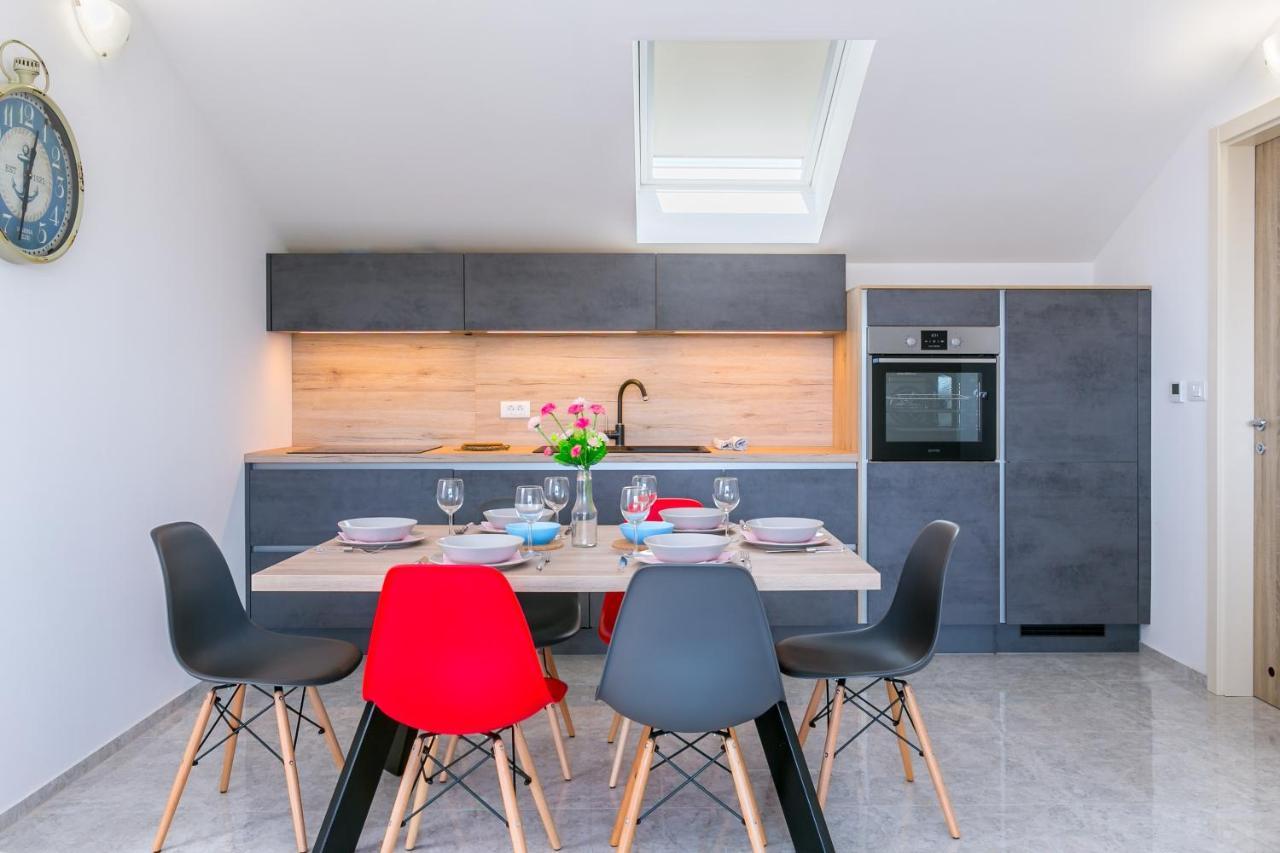 Nevia Apartment เมดูลิน ภายนอก รูปภาพ