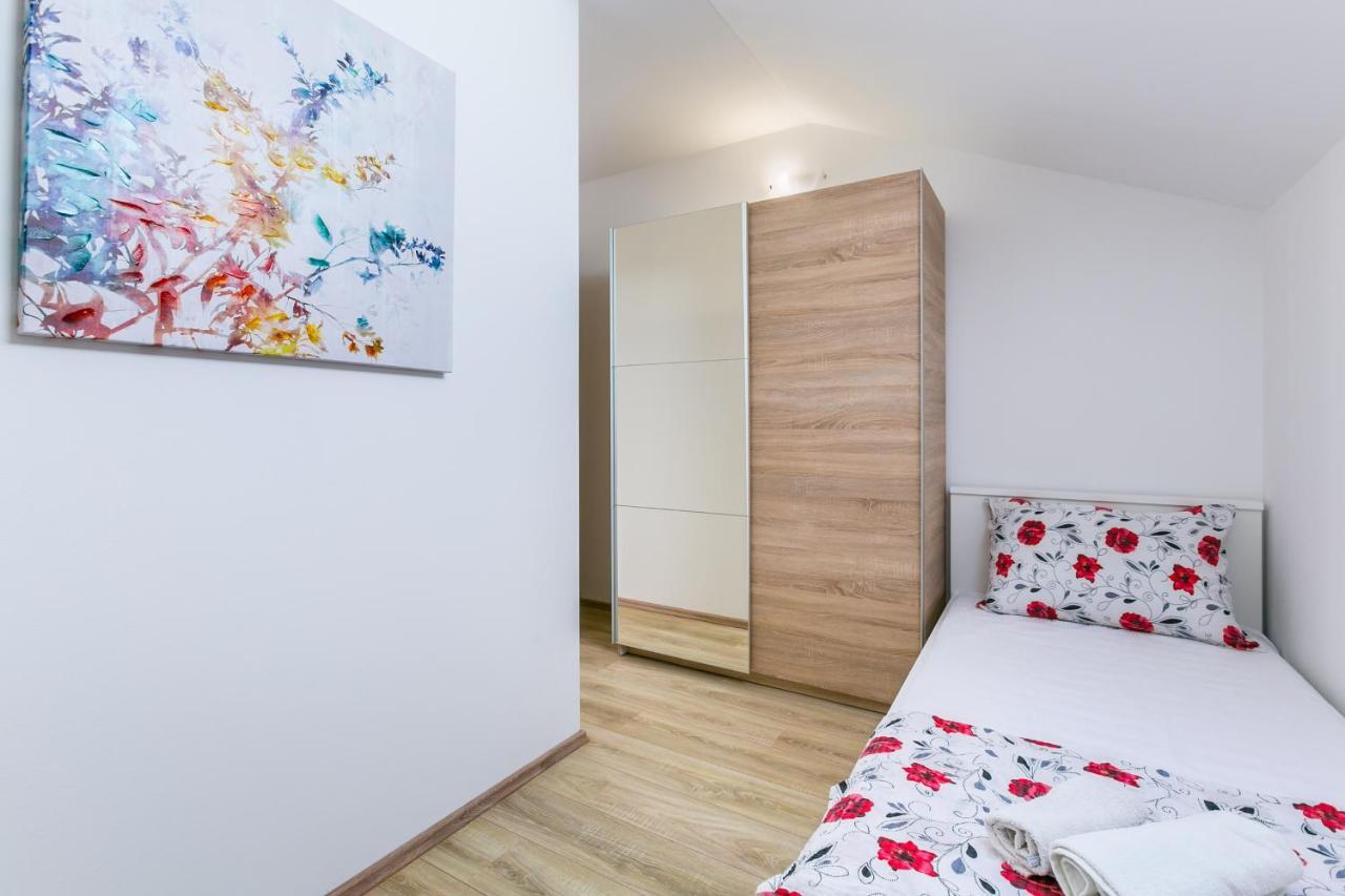 Nevia Apartment เมดูลิน ภายนอก รูปภาพ