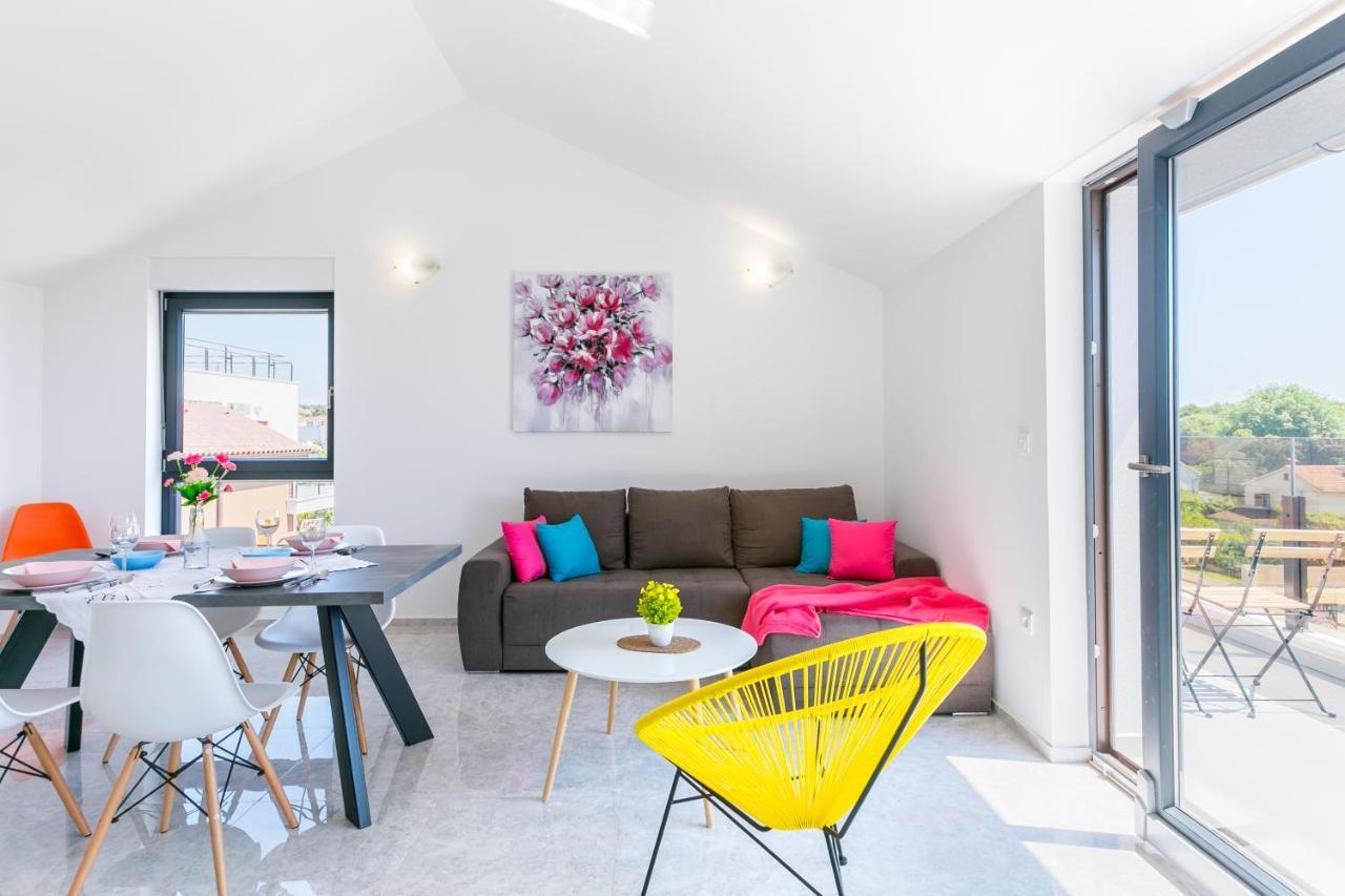 Nevia Apartment เมดูลิน ภายนอก รูปภาพ