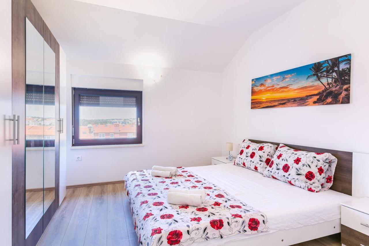 Nevia Apartment เมดูลิน ภายนอก รูปภาพ