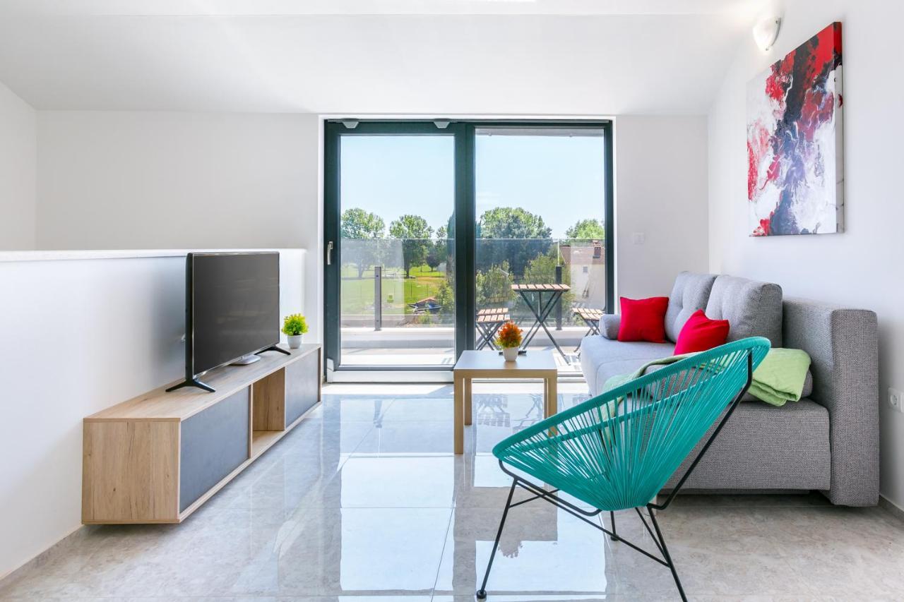 Nevia Apartment เมดูลิน ภายนอก รูปภาพ