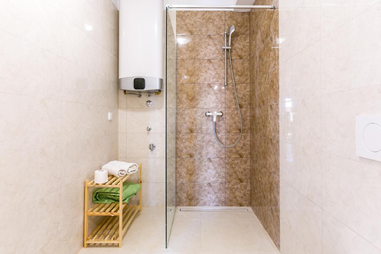 Nevia Apartment เมดูลิน ภายนอก รูปภาพ