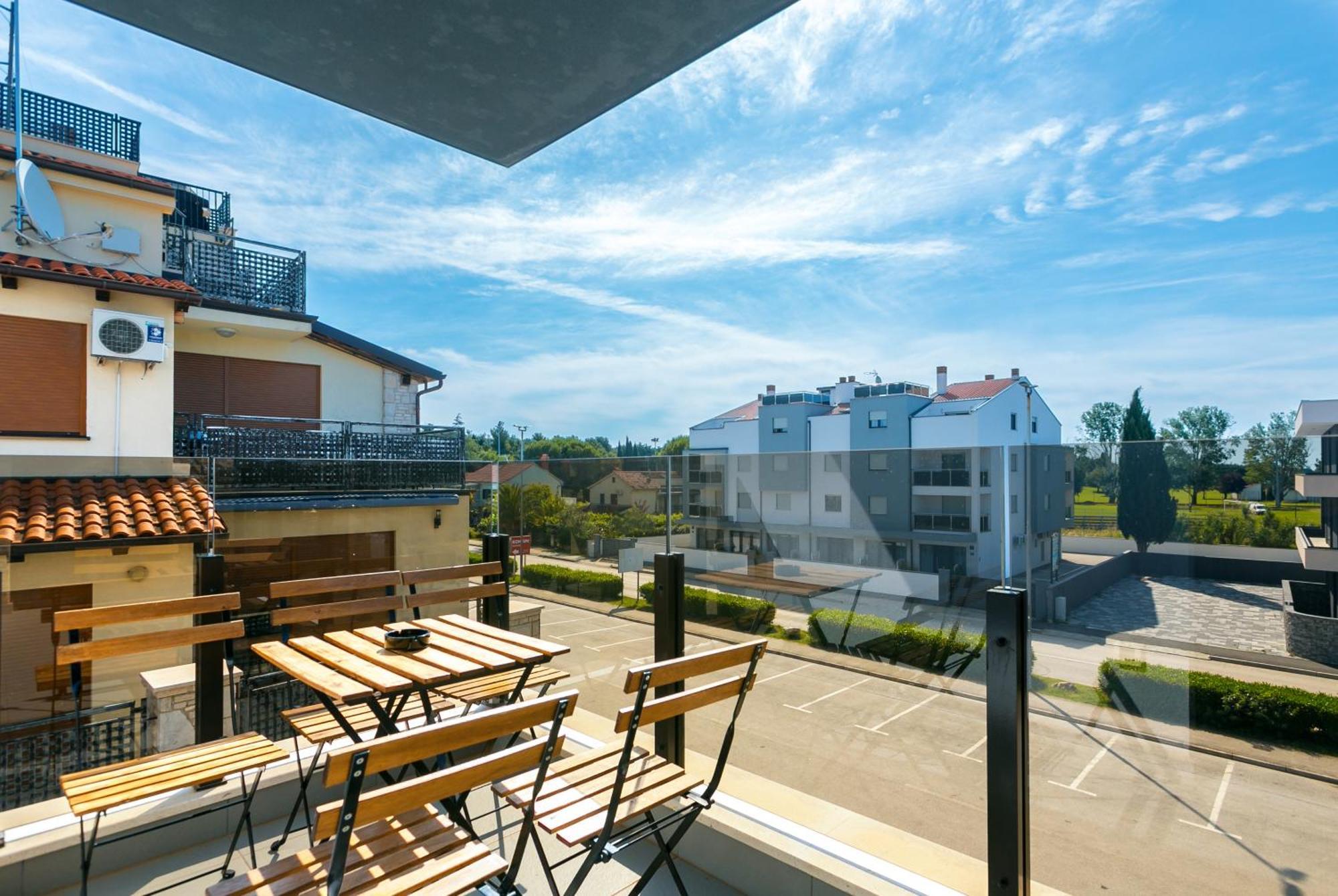 Nevia Apartment เมดูลิน ภายนอก รูปภาพ